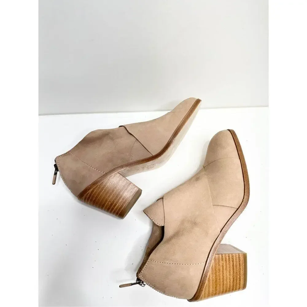 Eileen Fisher eileen fisher